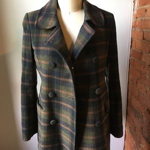 Plaid wool coat, brand unknown, great condition, lined, size M